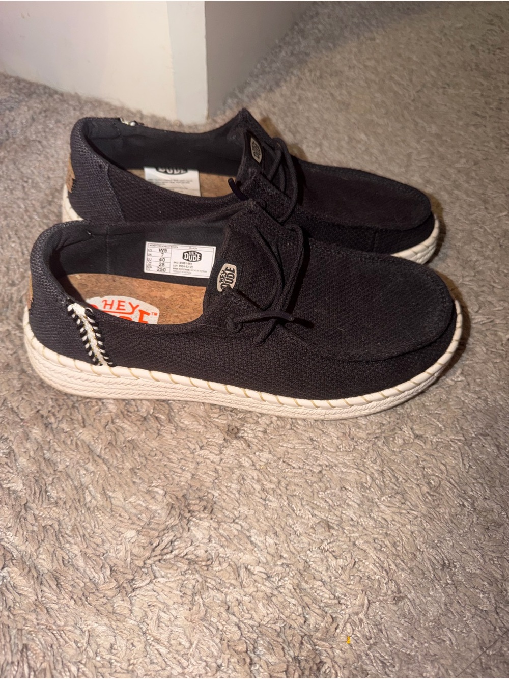 Hey Dude Womens Black Knit Slip-Ons
